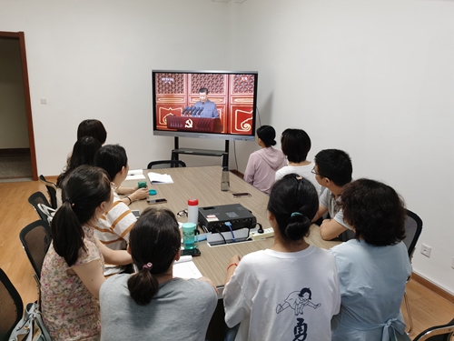 教工第三党支部集体观看大会直播_副本_副本.jpg