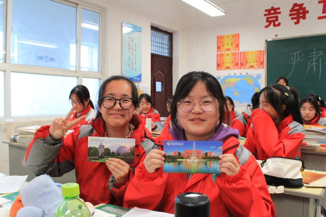 西农明信片发放.jpg