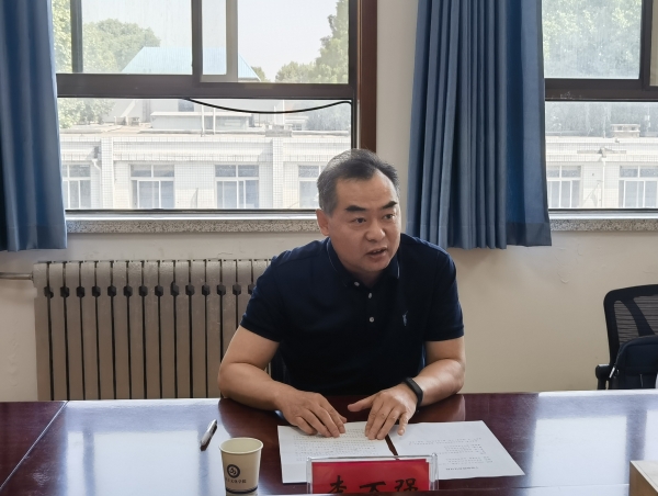 李万强.jpg