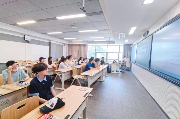 &nbsp;以练促学夯实语言功底 知行合一锤炼俄语素养