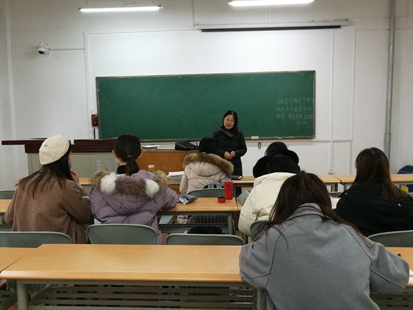 文学辅导课现场_副本.jpg