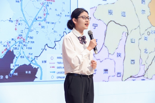 94a3bc2cd45d4783811a46abfef573ca.jpg 宣讲现场_副本.jpg