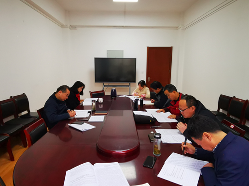 01a611750f6c494ea7422db326bc0ac8.jpg 学习现场.jpg