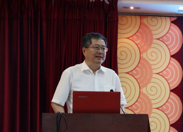 ef863637b464440cbb17c4bd2594f34e.jpg 罗军.jpg